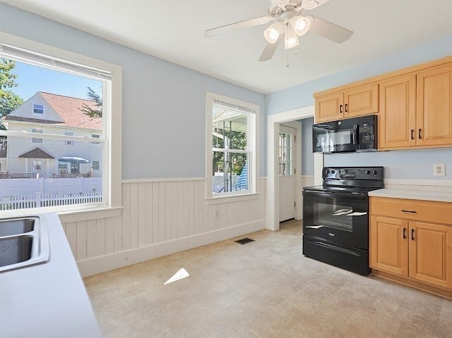 57 Bancroft Park #57, Hopedale, MA Photo #15