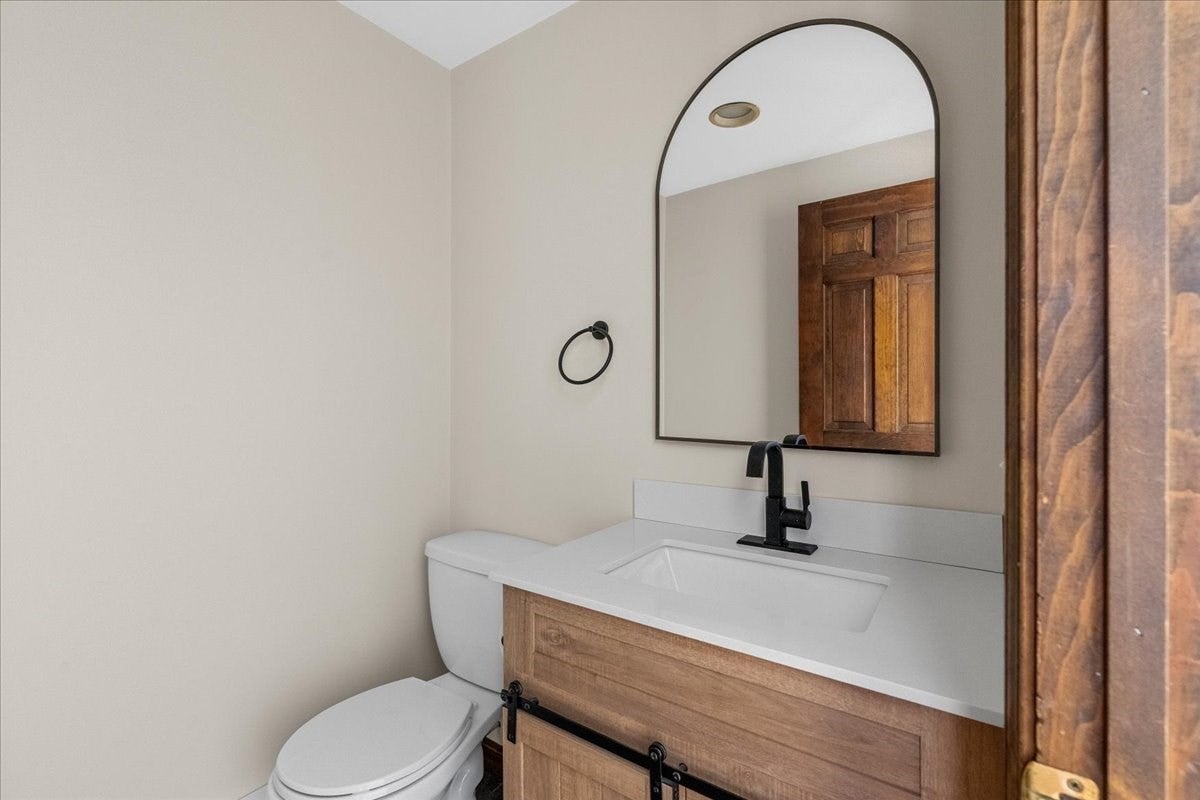 6 Holloway Brook Rd, Lakeville, MA, 6 Holloway Brook Rd, Lakeville, MA Photo #23