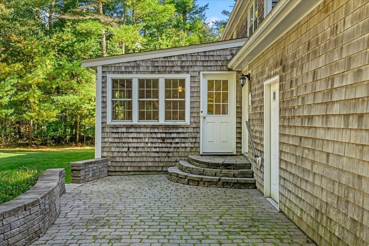 6 Holloway Brook Rd, Lakeville, MA, 6 Holloway Brook Rd, Lakeville, MA Photo #37