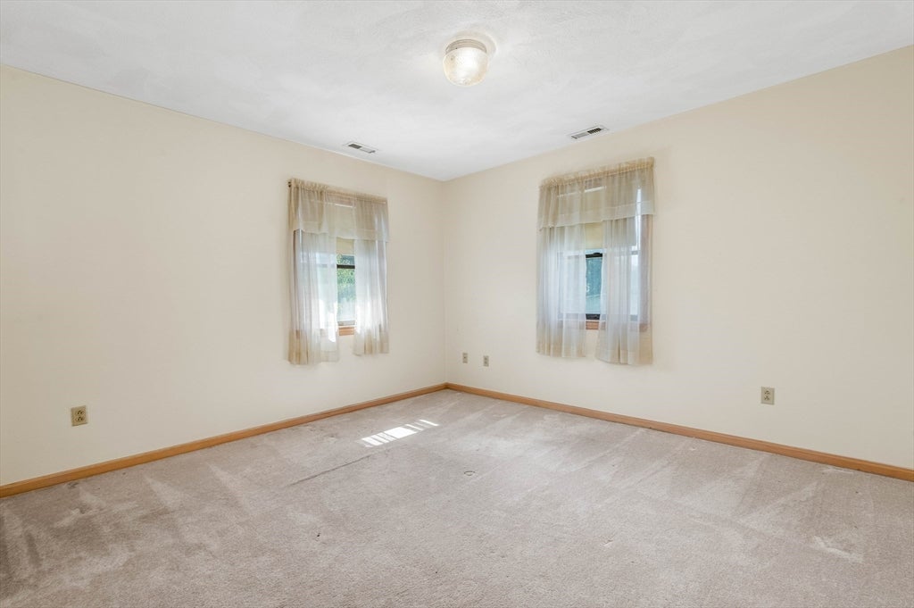 16 Bobolink Street, Boston, MA Photo #23