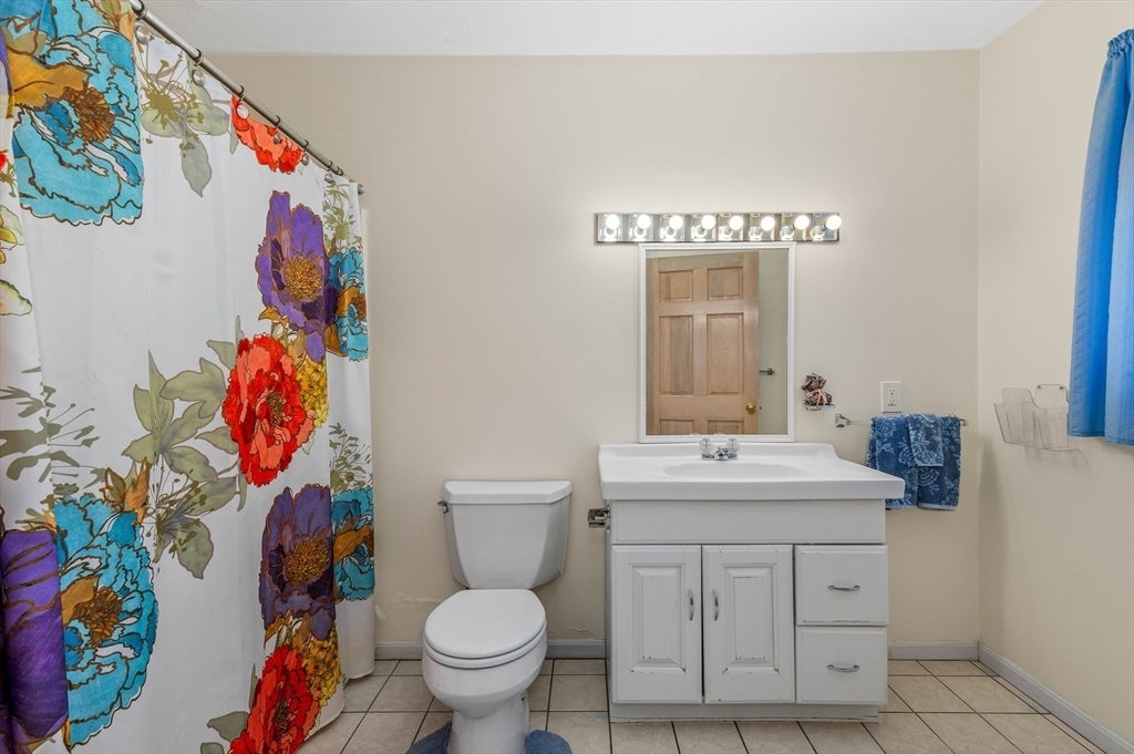 16 Bobolink Street, Boston, MA Photo #24