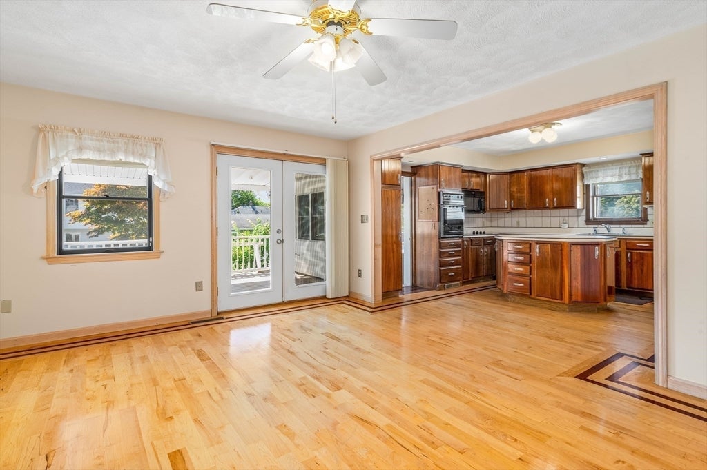 16 Bobolink Street, Boston, MA Photo #12