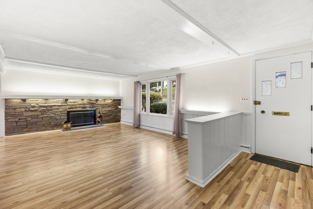 71 Cabot St