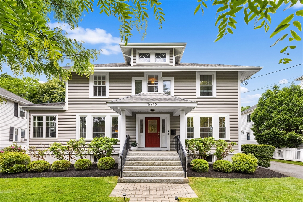 1058 Highland Ave