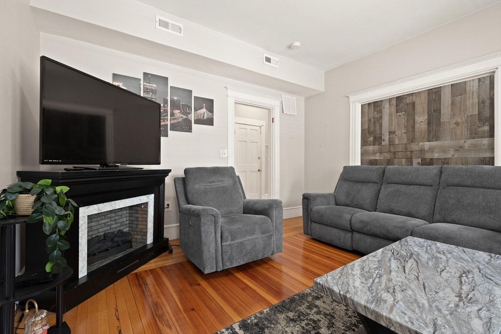 342 Park Street 2