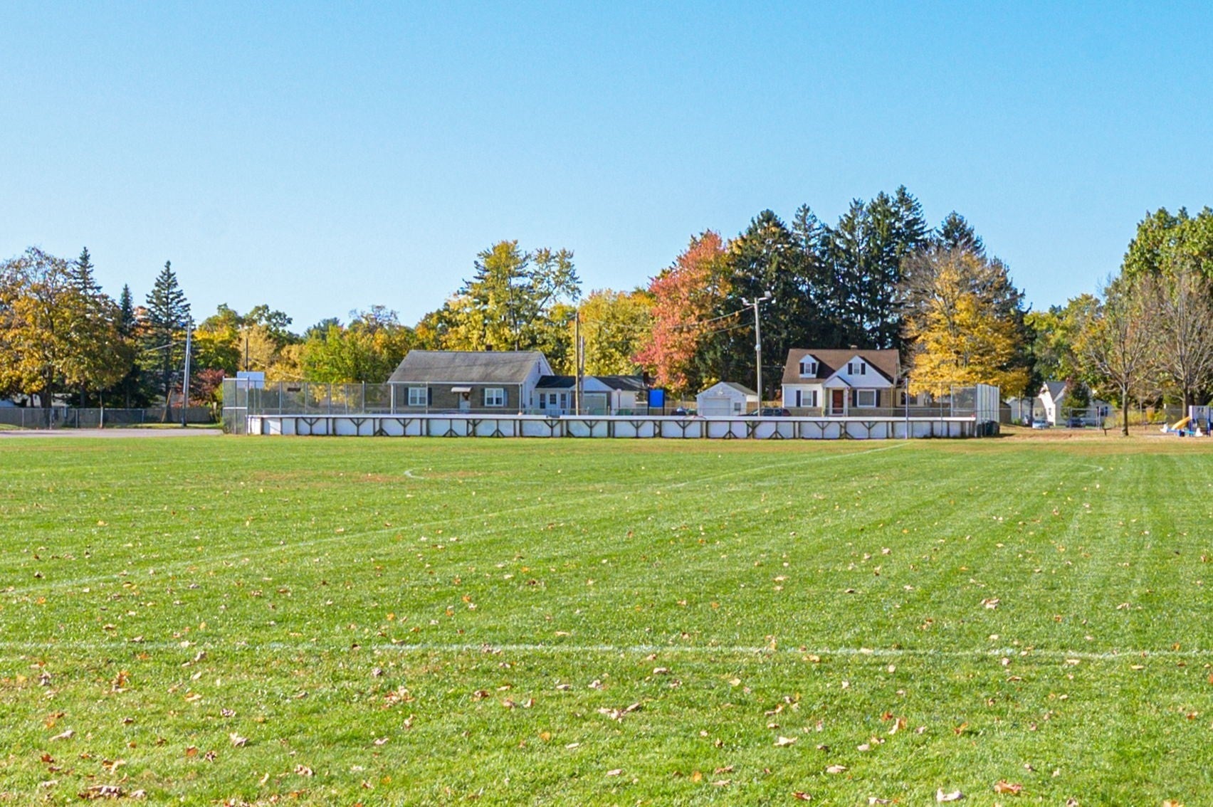 13 Mount Royal St, Chicopee, MA Photo #41