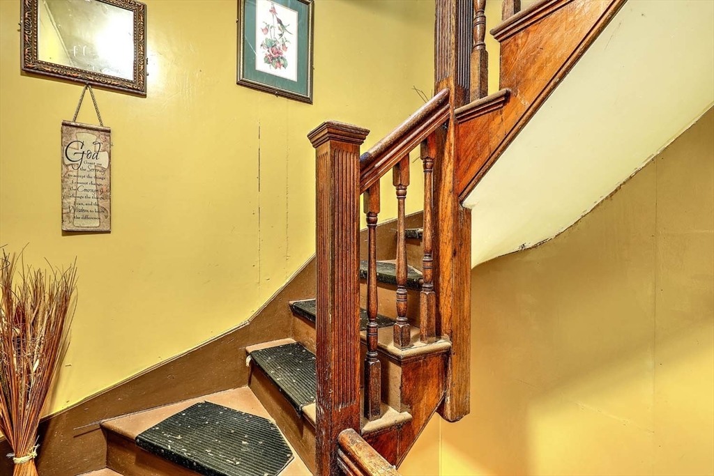 10 Westcott St 3
