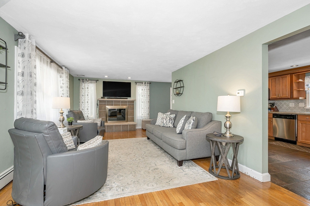 180 Foster Rd