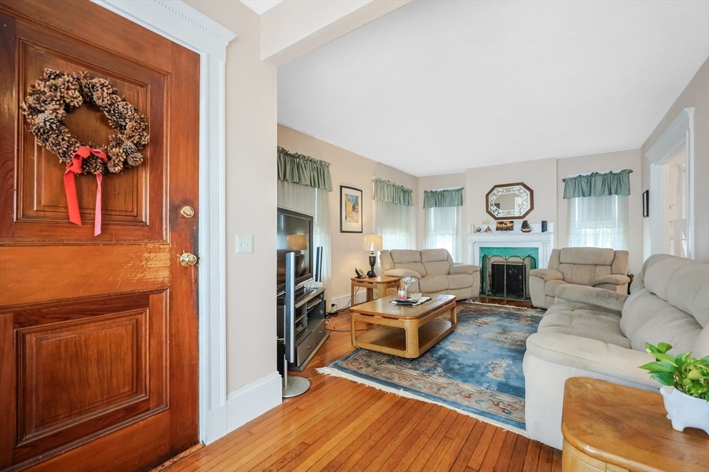 105 Circuit Road