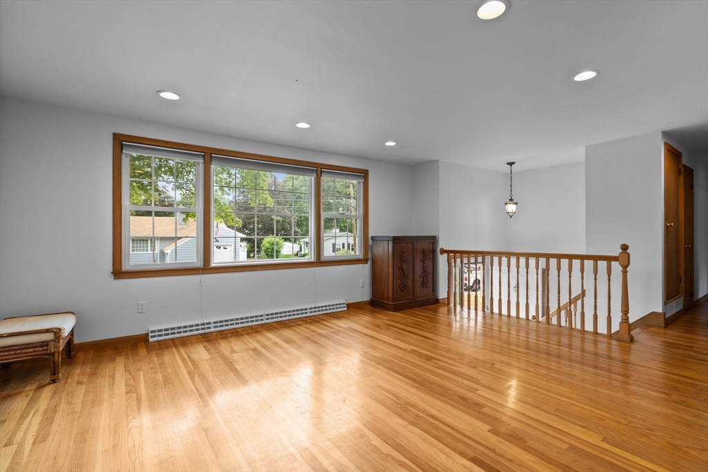 75 Trull Ln
