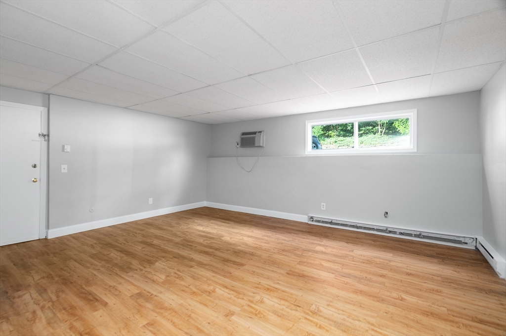 300 Smithfield Rd 2-2