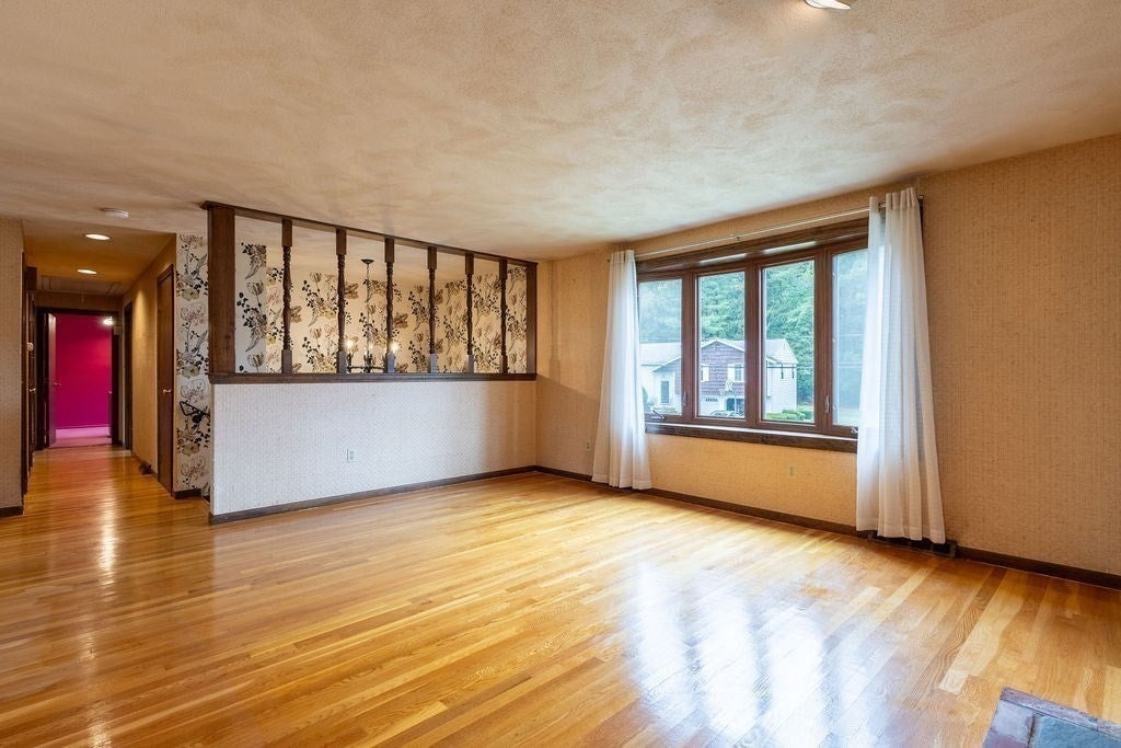 15 Casey ST, Canton, MA, 15 Casey ST, Canton, MA Photo #7