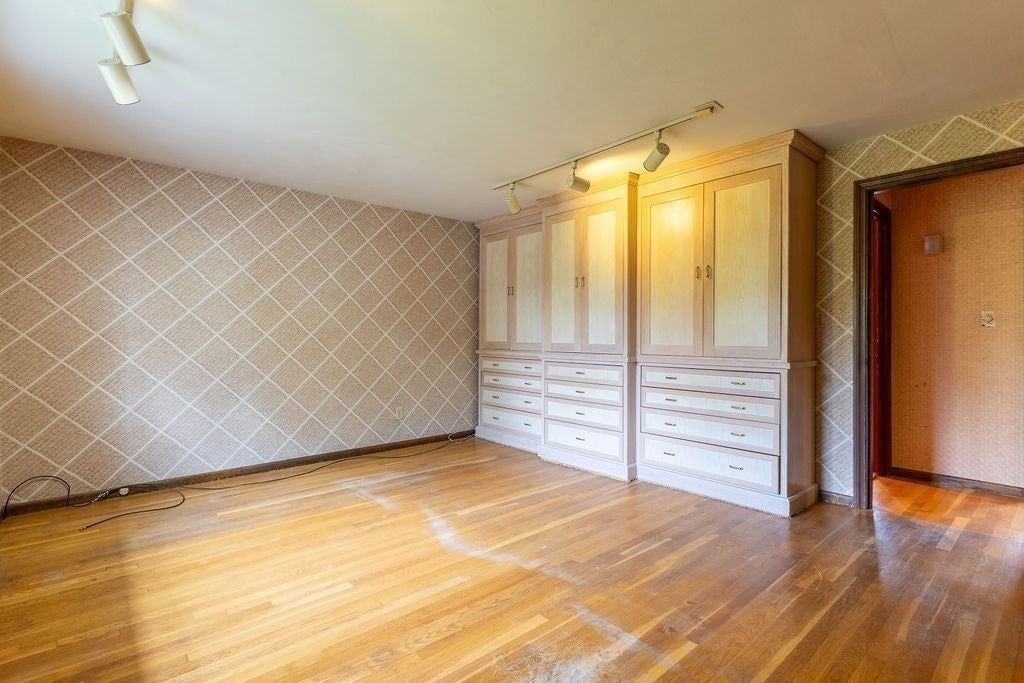 15 Casey ST, Canton, MA, 15 Casey ST, Canton, MA Photo #25
