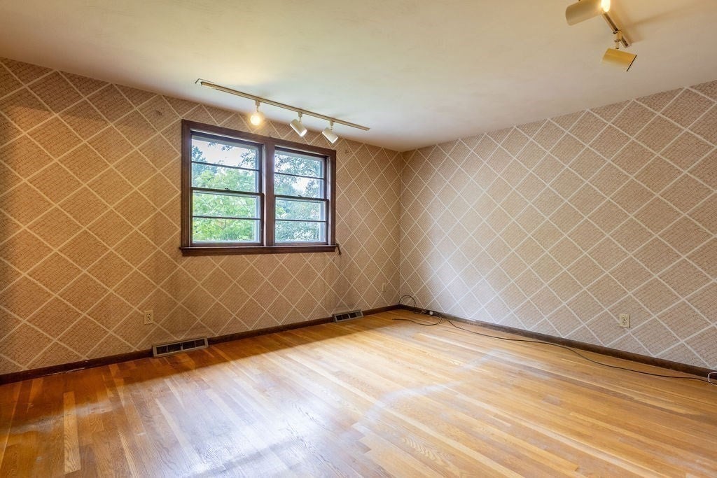 15 Casey ST, Canton, MA, 15 Casey ST, Canton, MA Photo #23