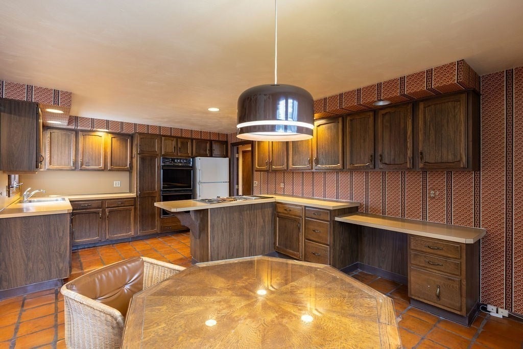 15 Casey ST, Canton, MA, 15 Casey ST, Canton, MA Photo #9