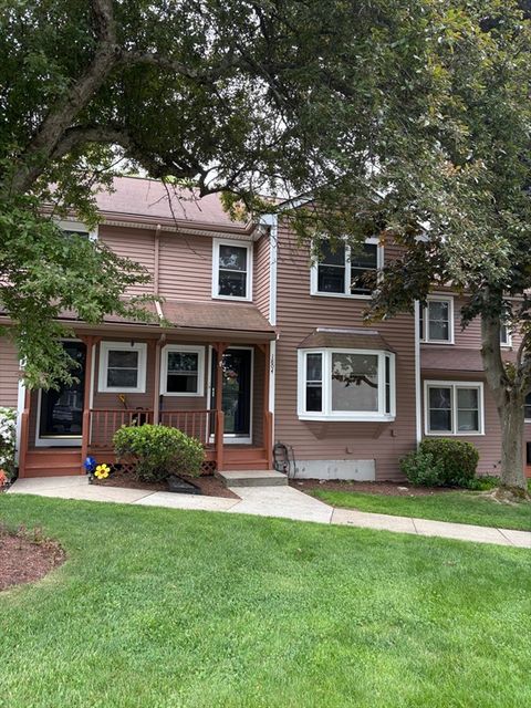 Photo of 200 Heroux Blvd #1804, Cumberland, RI 02864 (MLS # 73523393)