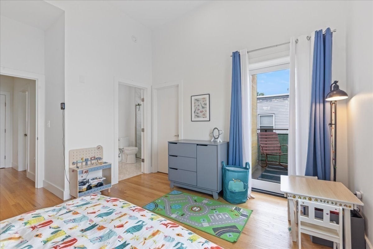 38 Colonial Ave #2, Boston, MA Photo #29
