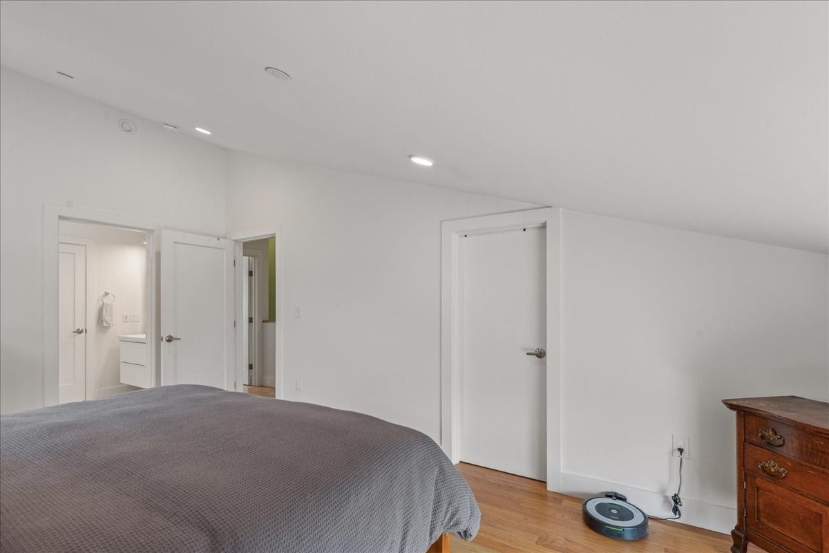 38 Colonial Ave #2, Boston, MA Photo #23