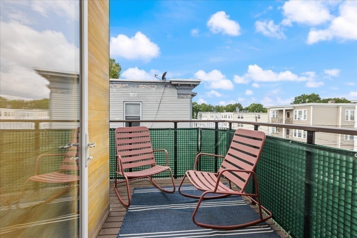 38 Colonial Ave #2, Boston, MA Photo #30