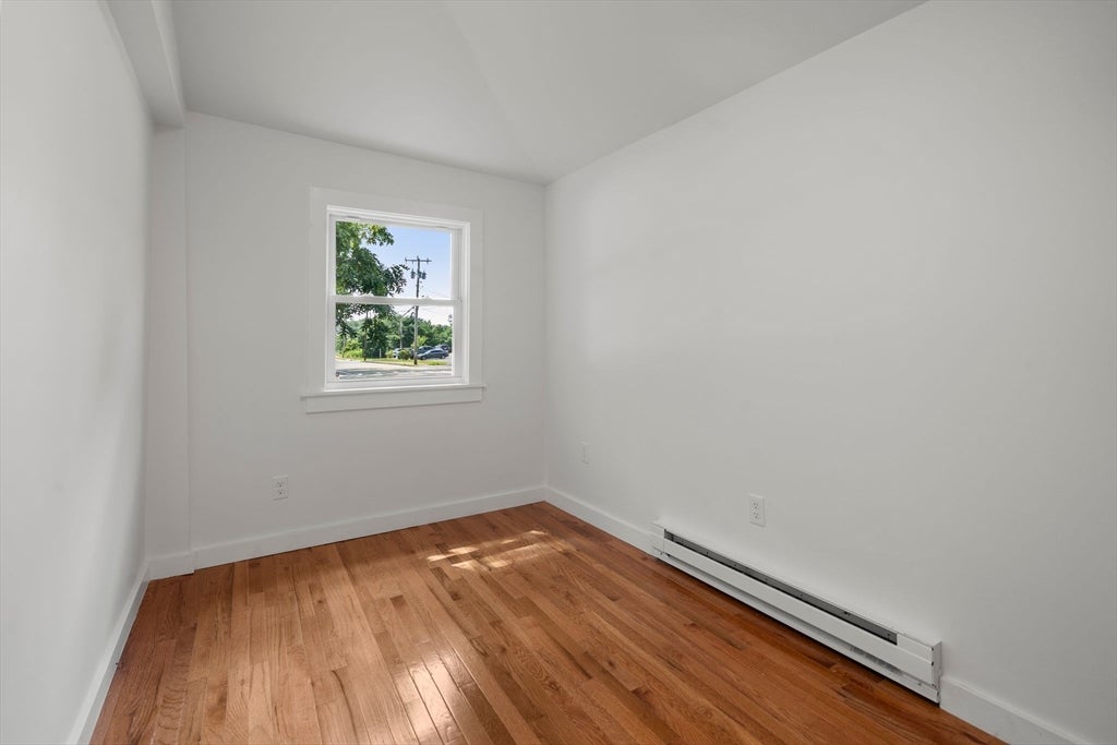 29 Sandwich Rd, Wareham, MA, 29 Sandwich Rd, Wareham, MA Photo #17