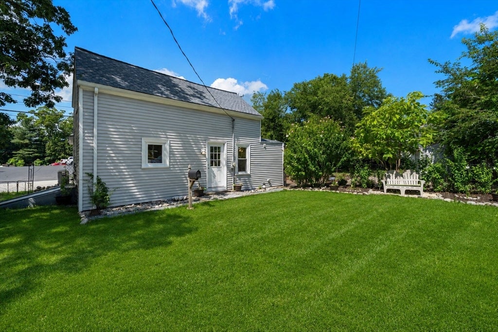 Photo of 29 Sandwich Rd, Wareham, MA
