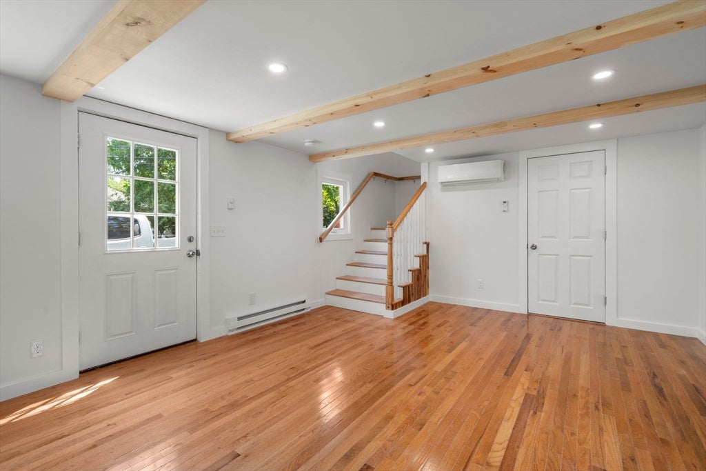 29 Sandwich Rd, Wareham, MA, 29 Sandwich Rd, Wareham, MA Photo #2