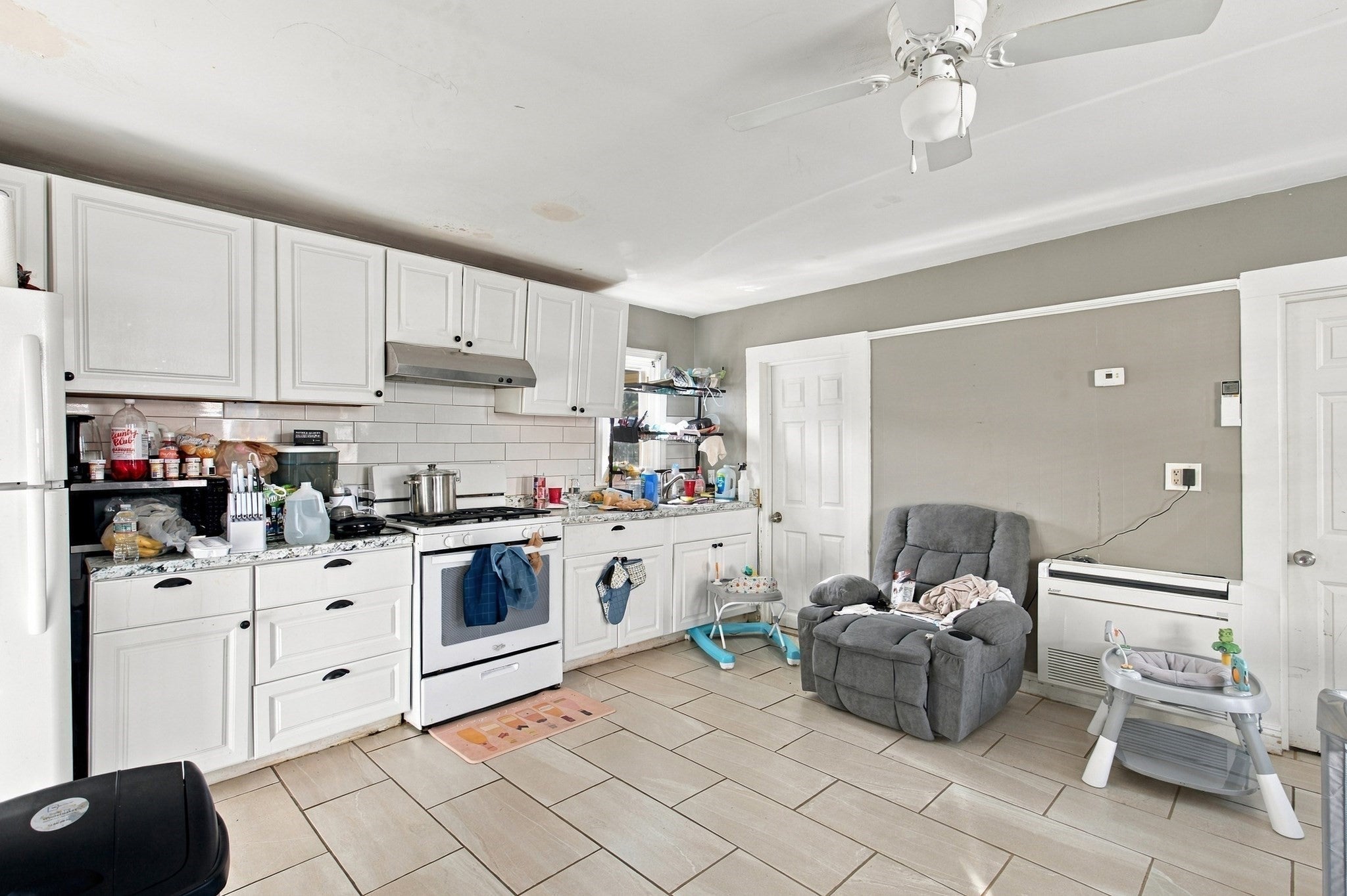 1150 Plymouth Avenue, Fall River, MA Photo #9