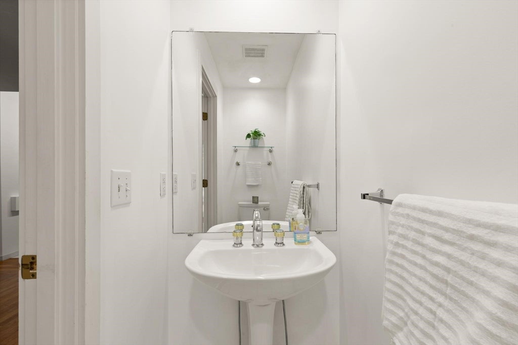 34 Cortland Dr #34, Sharon, MA, 34 Cortland Dr #34, Sharon, MA Photo #26
