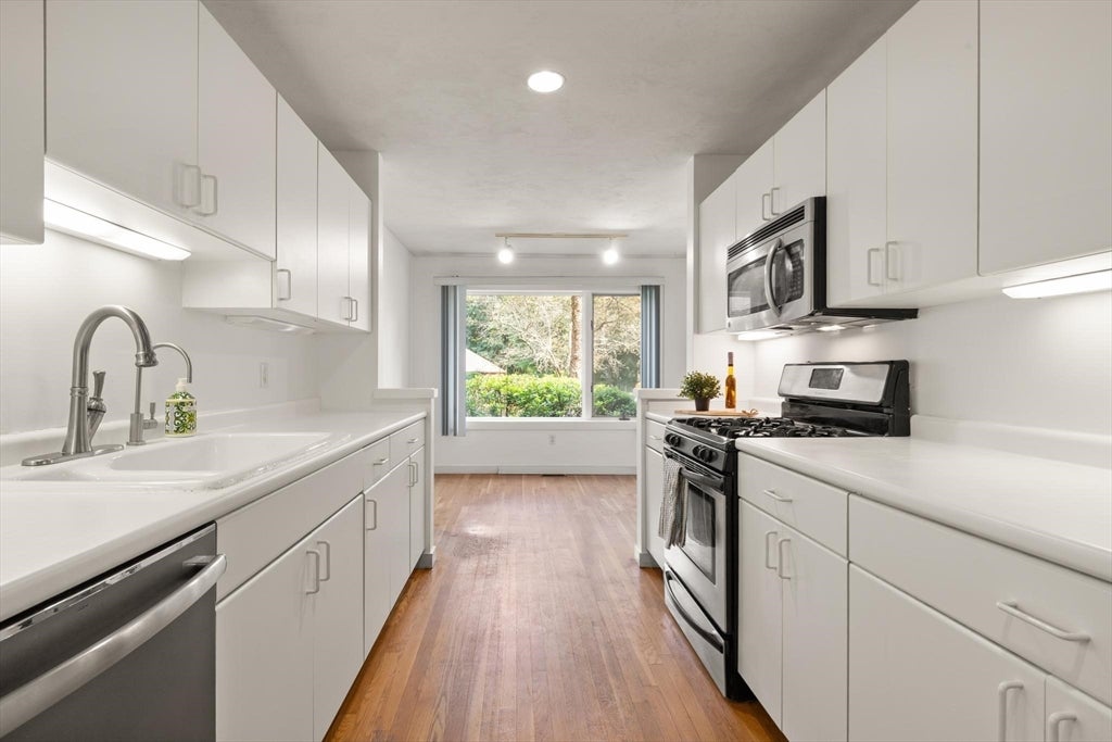 34 Cortland Dr #34, Sharon, MA, 34 Cortland Dr #34, Sharon, MA Photo #23