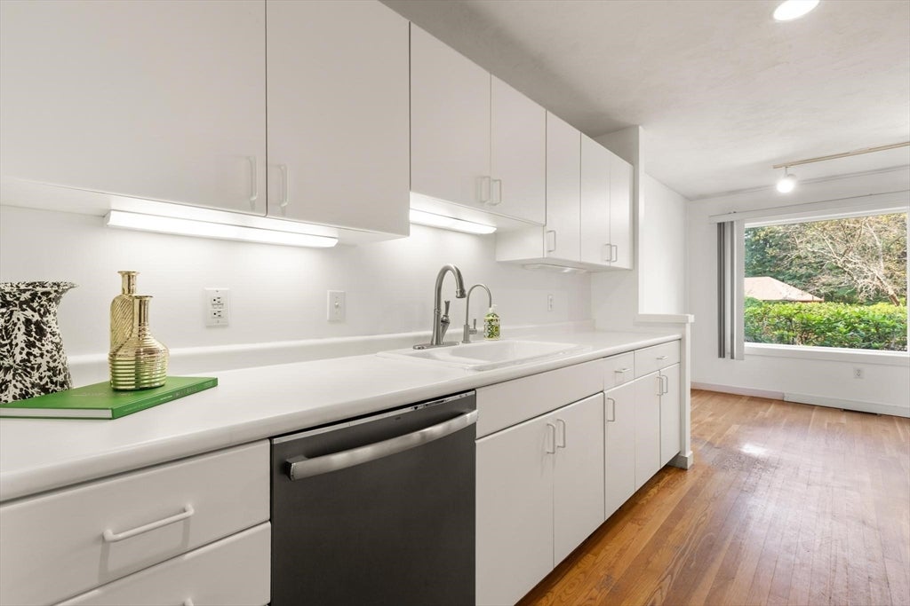 34 Cortland Dr #34, Sharon, MA, 34 Cortland Dr #34, Sharon, MA Photo #24