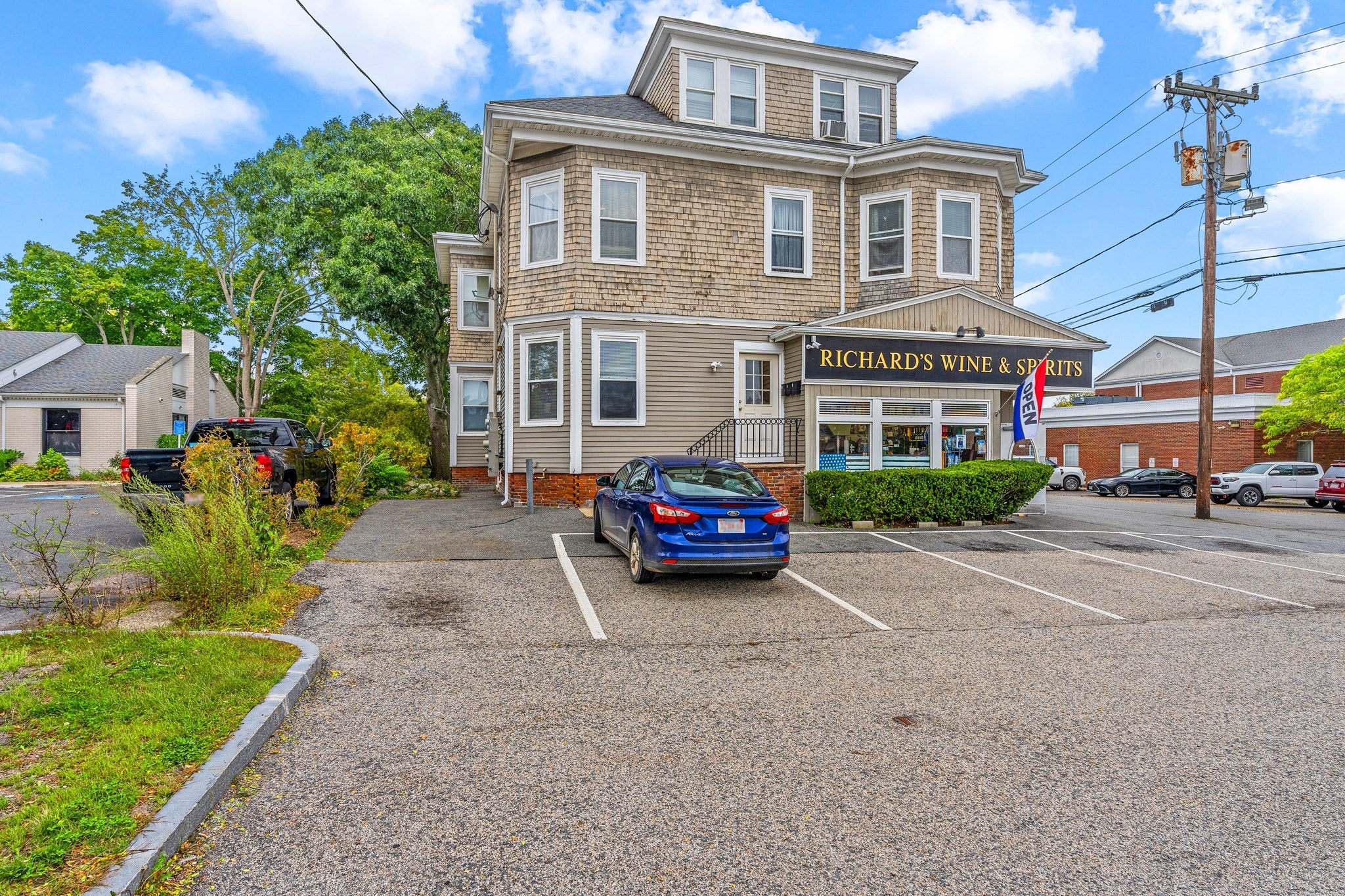 12-14 N Park Ave