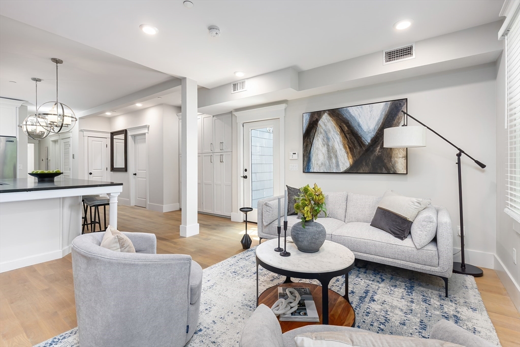 91 Old Harbor Street 3