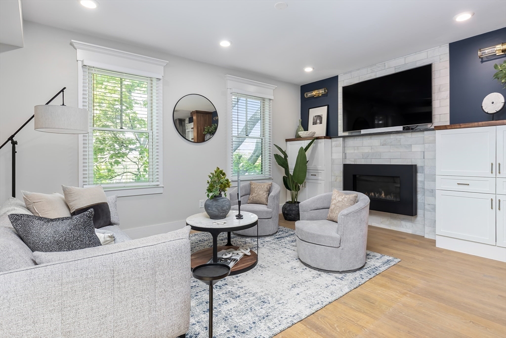 91 Old Harbor Street 3