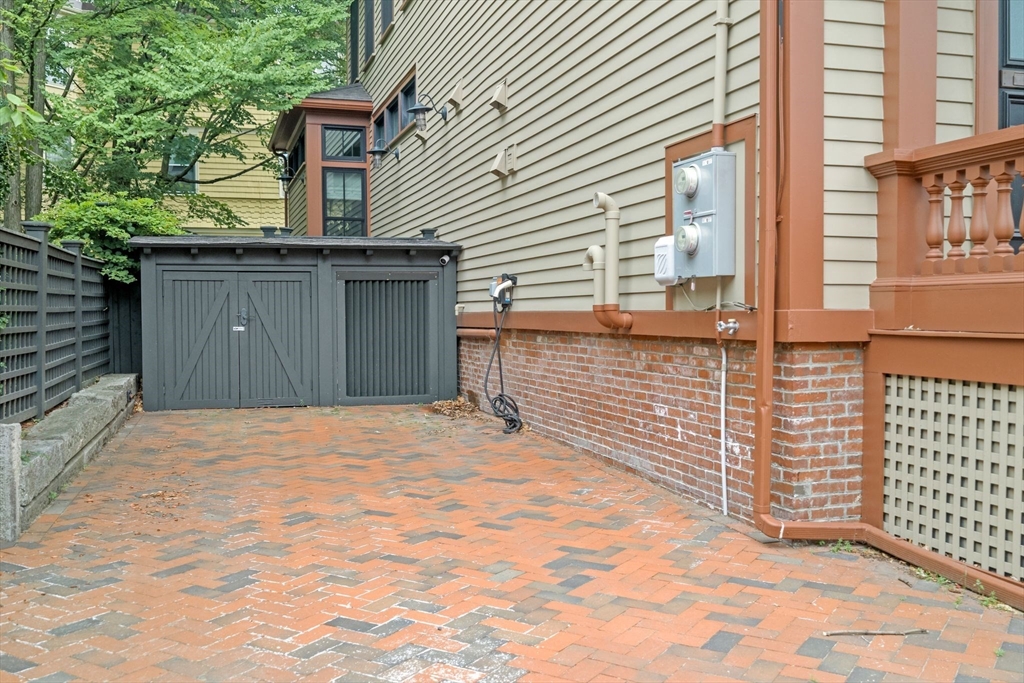 81 Garfield St 81