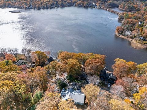 27 Downey St Hopkinton MA 01748