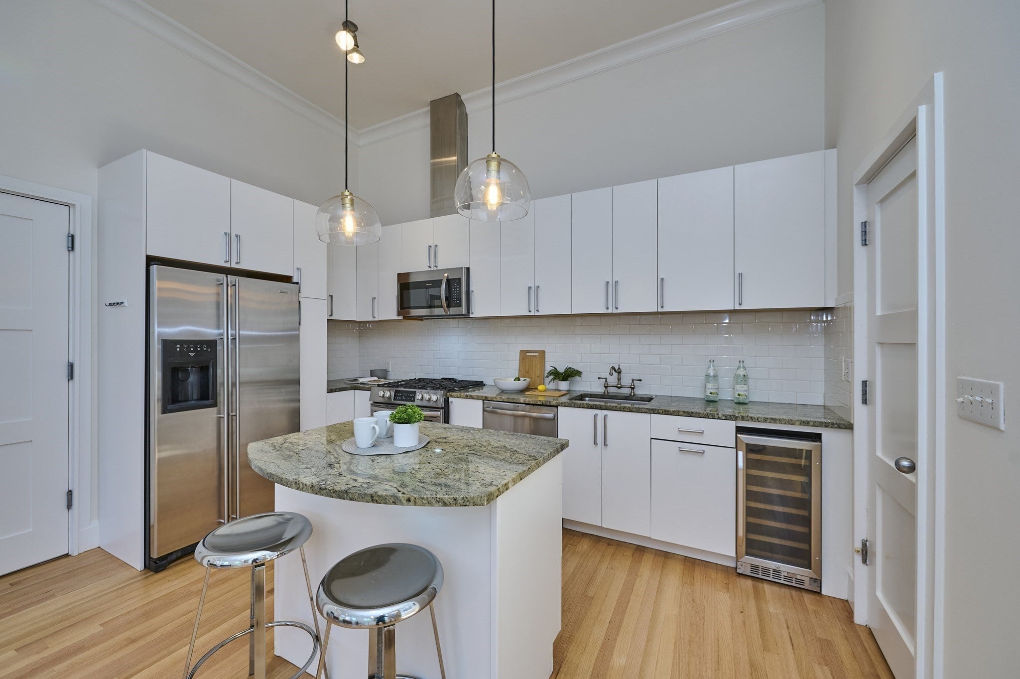35 Saratoga ST 1, Boston MA 02128