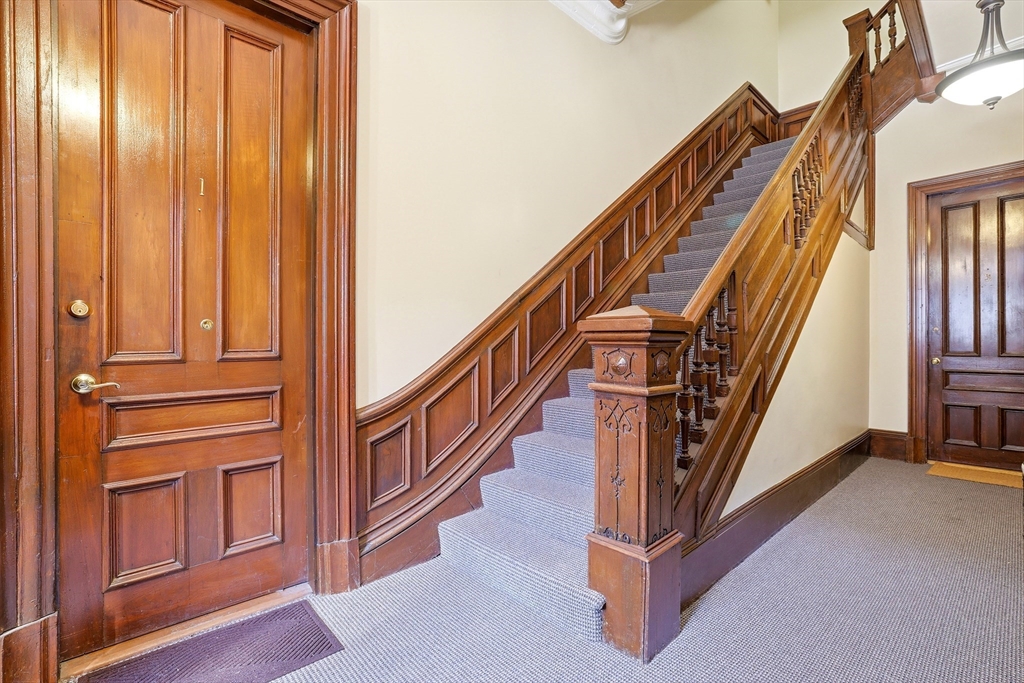 312 Columbus Ave 4
