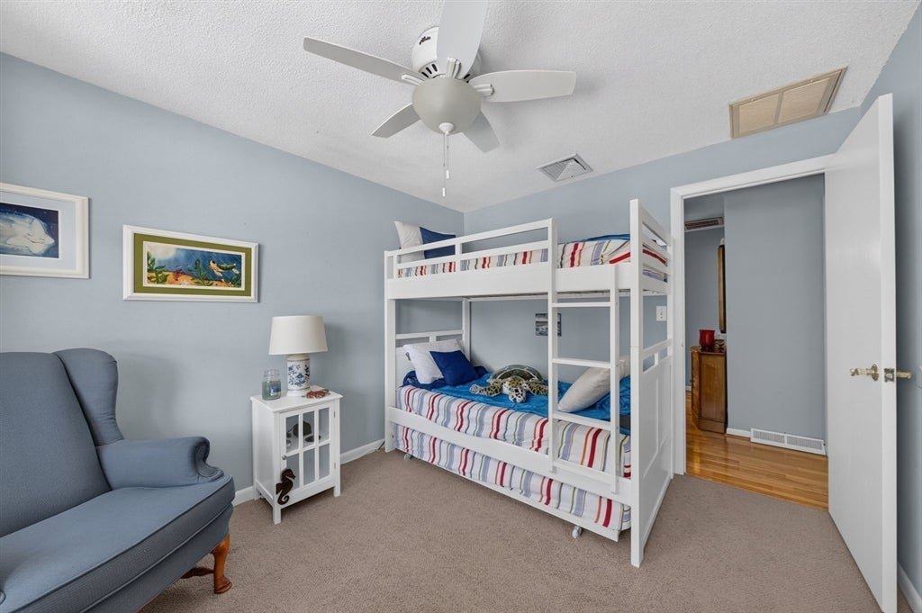 6 Topaz Ln, Dartmouth, MA, 6 Topaz Ln, Dartmouth, MA Photo #23