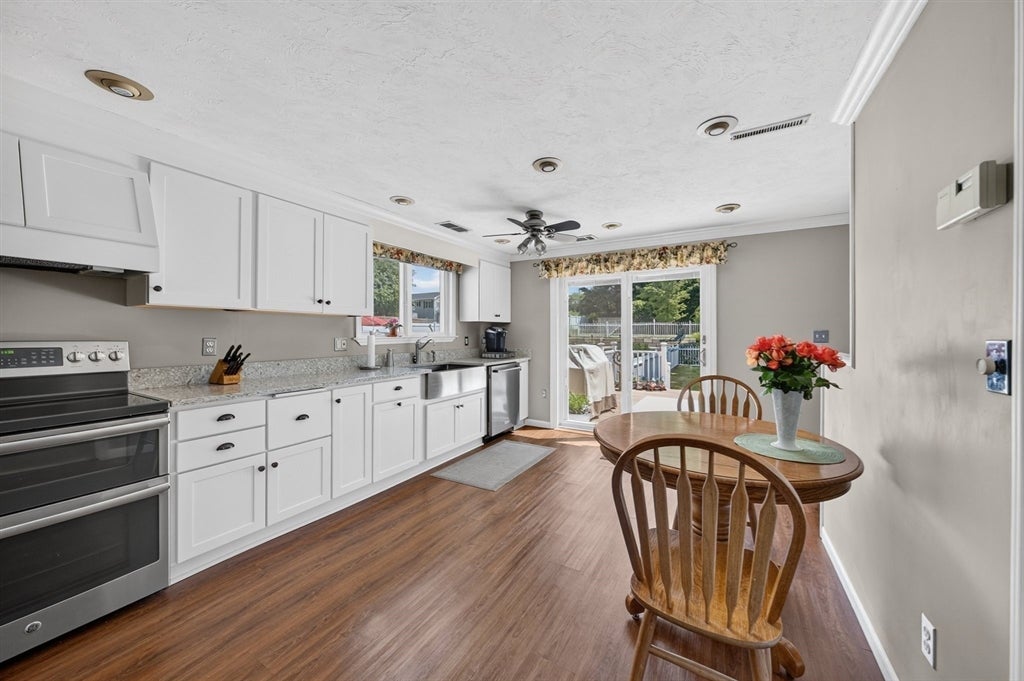 6 Topaz Ln, Dartmouth, MA, 6 Topaz Ln, Dartmouth, MA Photo #13