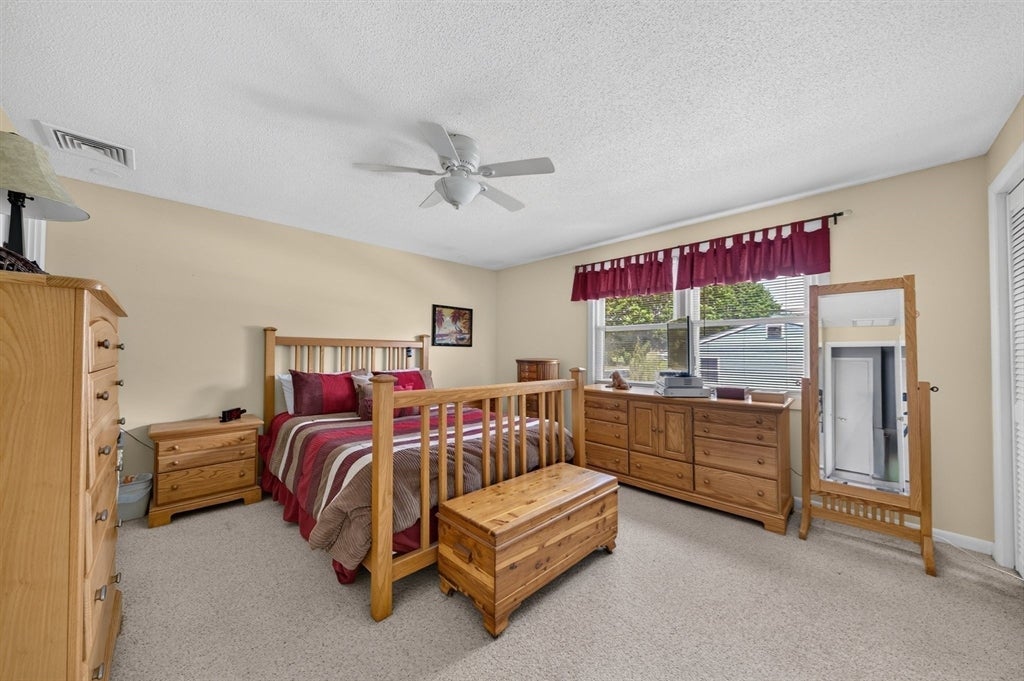6 Topaz Ln, Dartmouth, MA, 6 Topaz Ln, Dartmouth, MA Photo #18