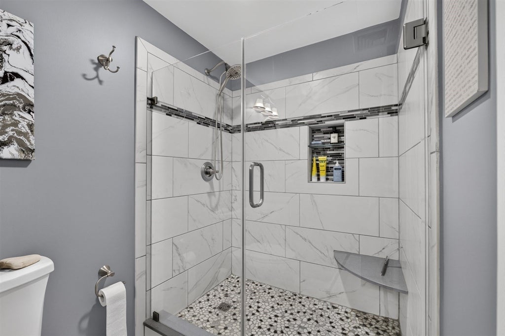 6 Topaz Ln, Dartmouth, MA, 6 Topaz Ln, Dartmouth, MA Photo #16