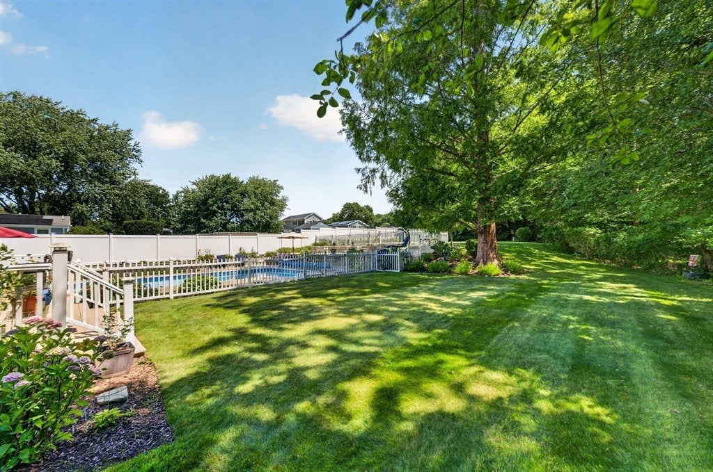 6 Topaz Ln, Dartmouth, MA, 6 Topaz Ln, Dartmouth, MA Photo #32