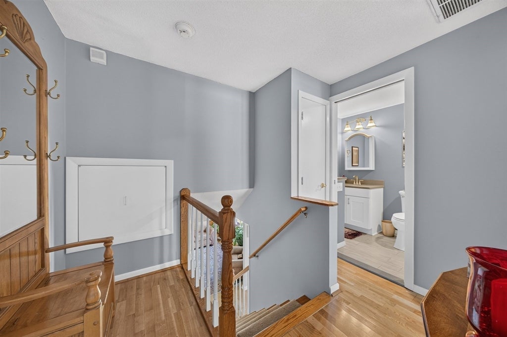 6 Topaz Ln, Dartmouth, MA, 6 Topaz Ln, Dartmouth, MA Photo #14