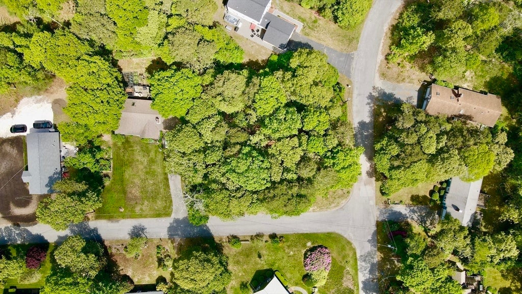 8 Pine Grove Rd