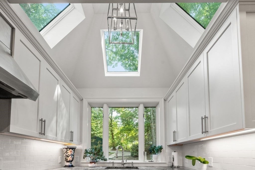 292 Clinton Rd, Brookline, MA, 292 Clinton Rd, Brookline, MA Photo #14