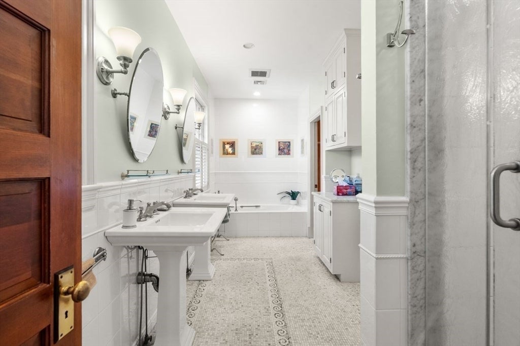 292 Clinton Rd, Brookline, MA, 292 Clinton Rd, Brookline, MA Photo #19