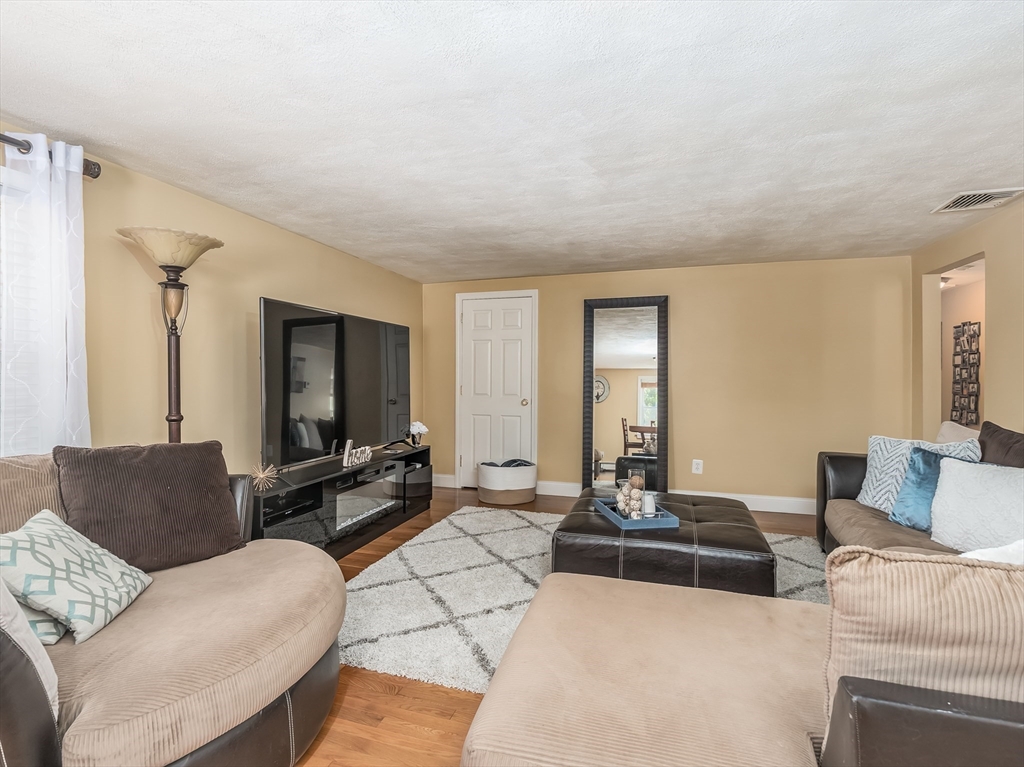 115 Conant St