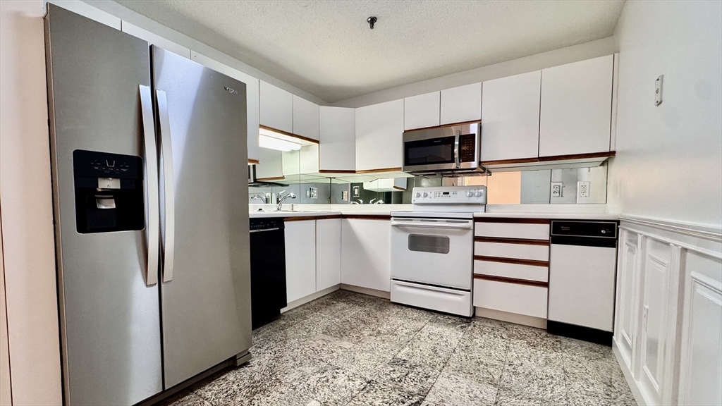 3920 Mystic Valley Pkwy 817