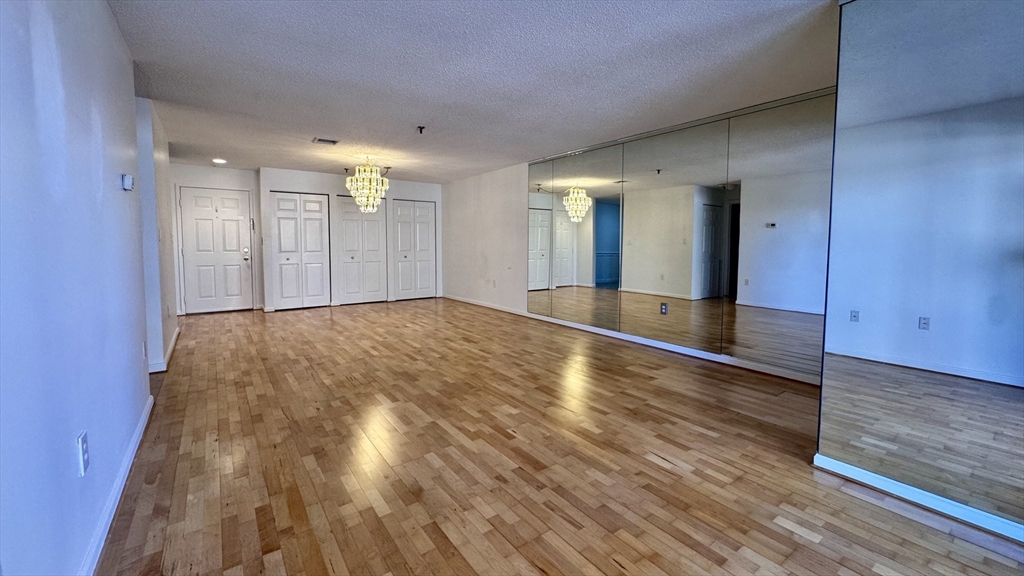 3920 Mystic Valley Pkwy 817