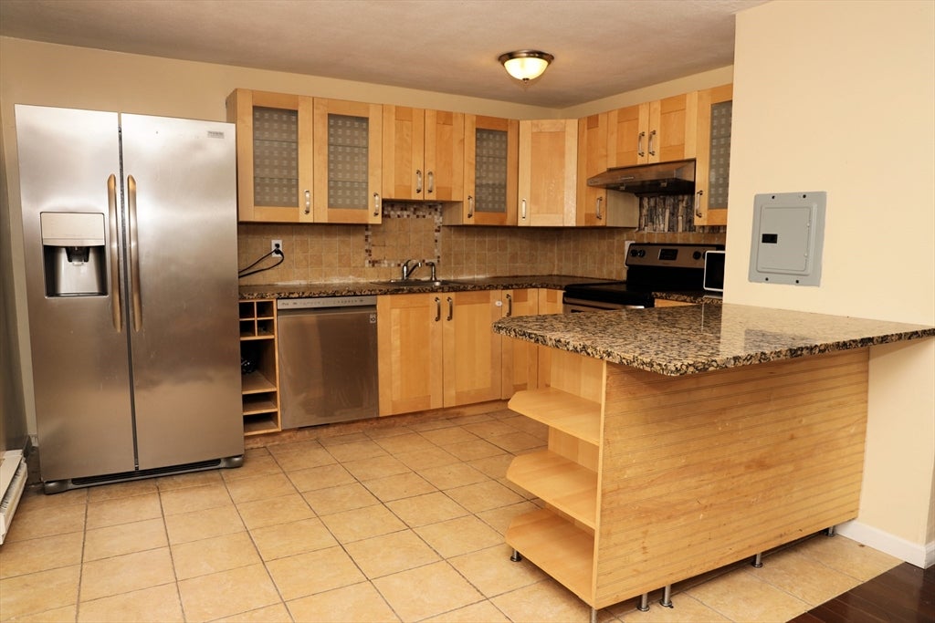 9 Glen Ave 18